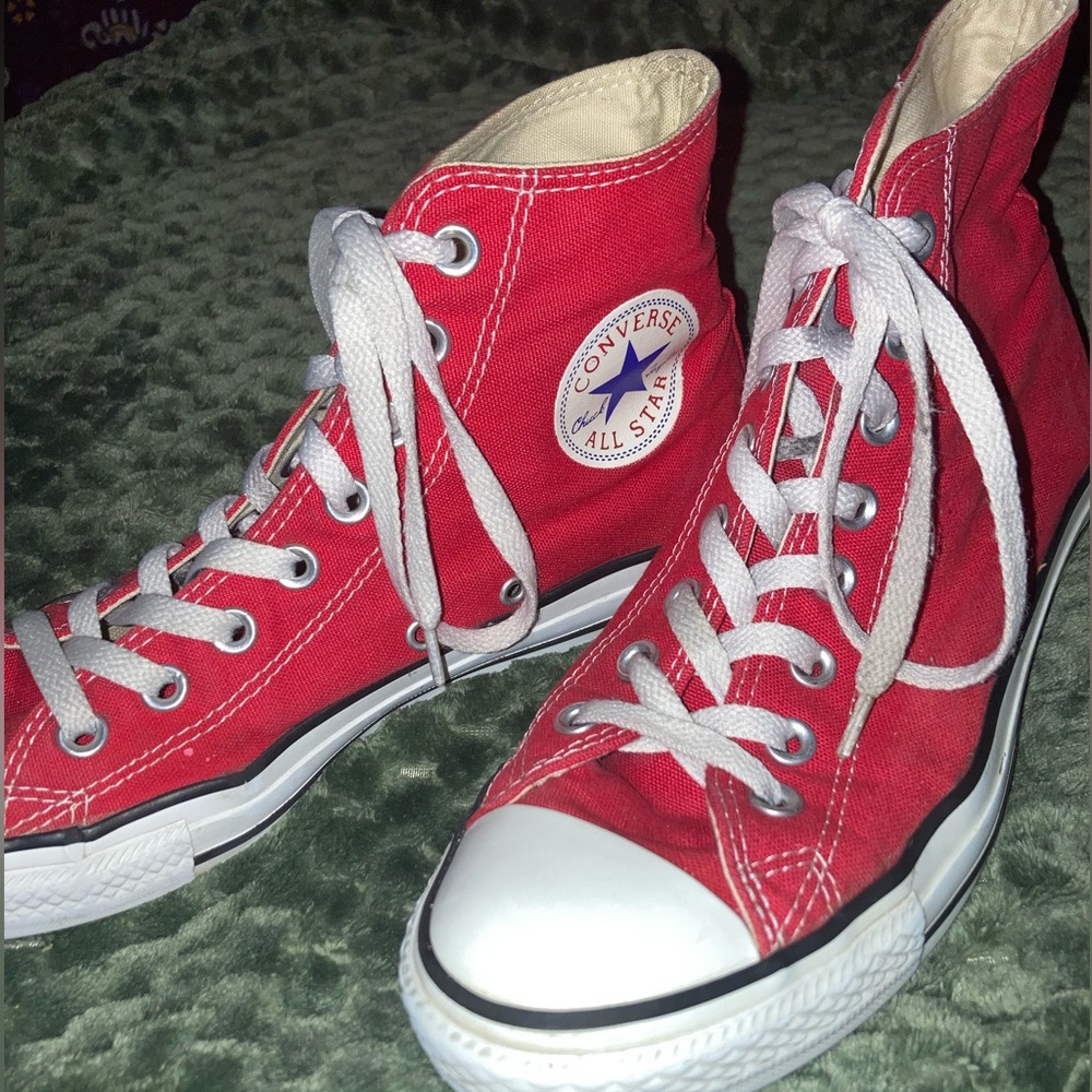 Converse High Top Red